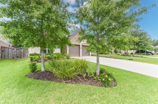 Building Photo - 248 Clementine Ct
