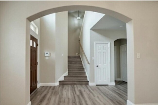 Foto del edificio - 314 Hidden Brook Ln
