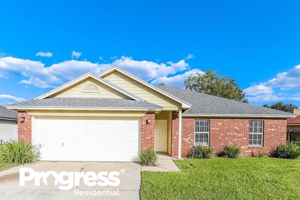 8047 Bridgecreek Dr W, Jacksonville, FL 32244 House Rental in