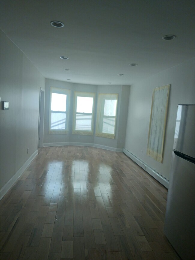 3301 Barker Ave Unit 2, Bronx, NY 10467 Apartments in Bronx, NY