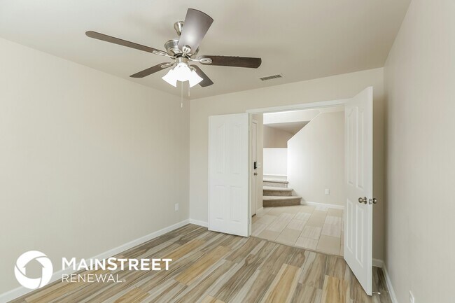 Foto del edificio - 7422 S 40th Ln
