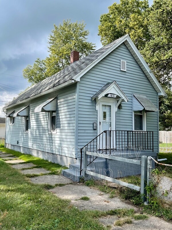 Primary Photo - 1831 S 5th St