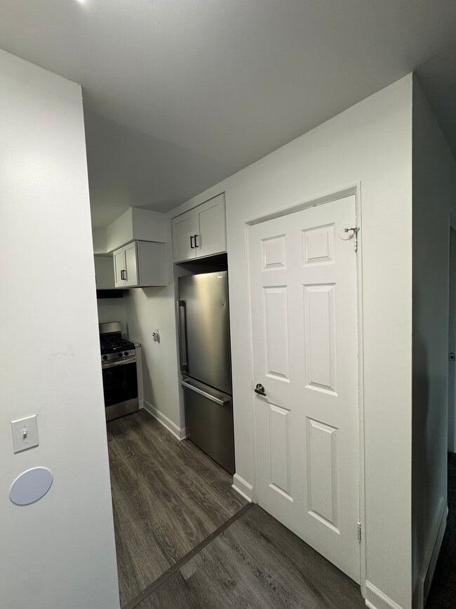 Photo - 825 W Thomas L Pkwy Apartment