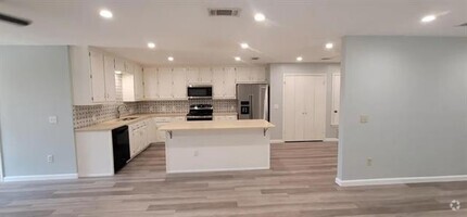 Building Photo - 1402 Country Ln