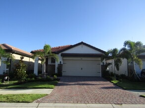 Building Photo - 148 Soliera St