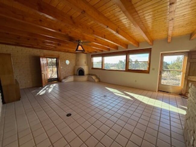 Foto del edificio - 5 Oriente Ct