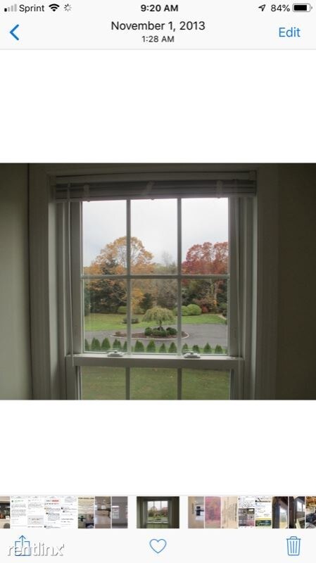 Foto del edificio - 834 Mapledale Rd
