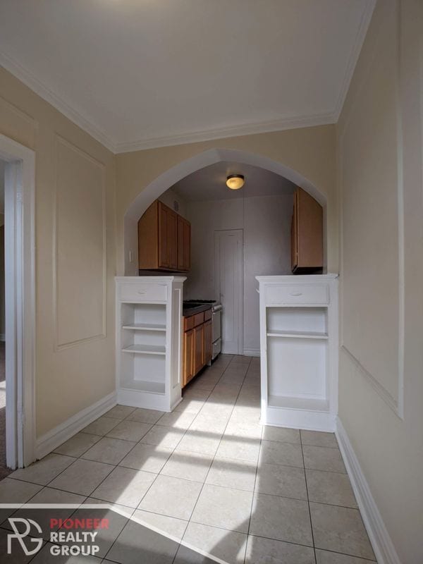 Building Photo - 4829 N Damen Ave