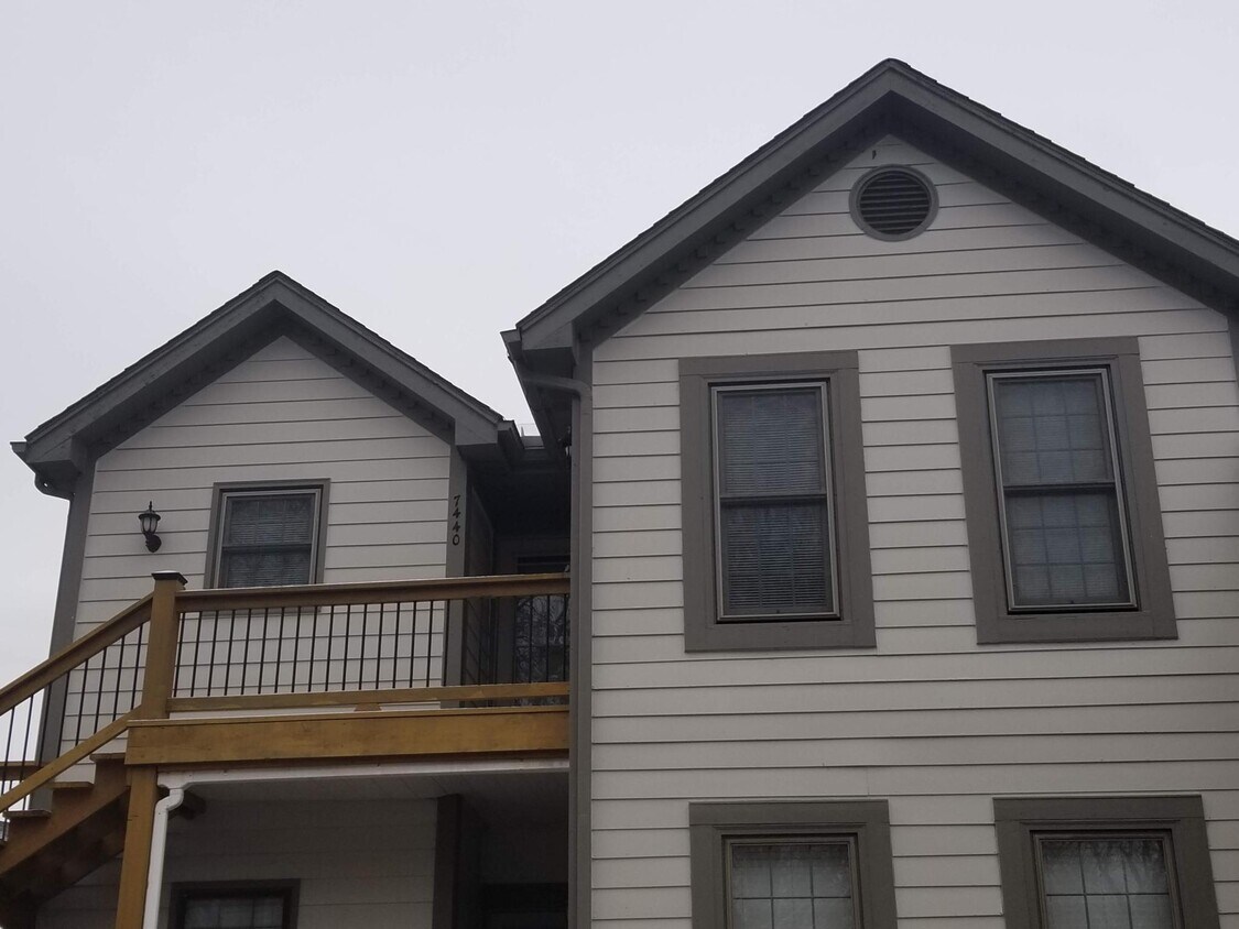 Primary Photo - 7440 Nall Ave