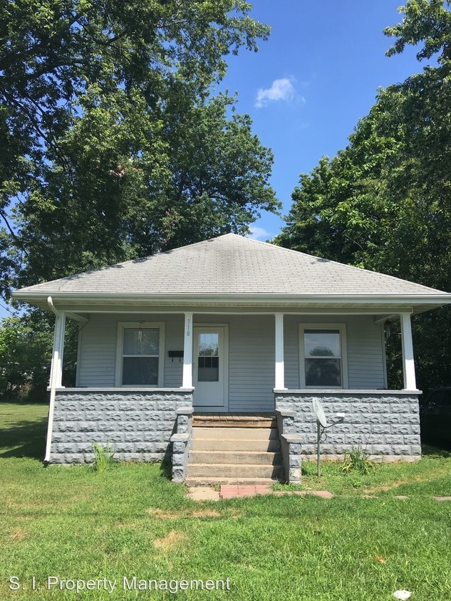 Primary Photo - 2 br, 1 bath House - 318 South Walnut