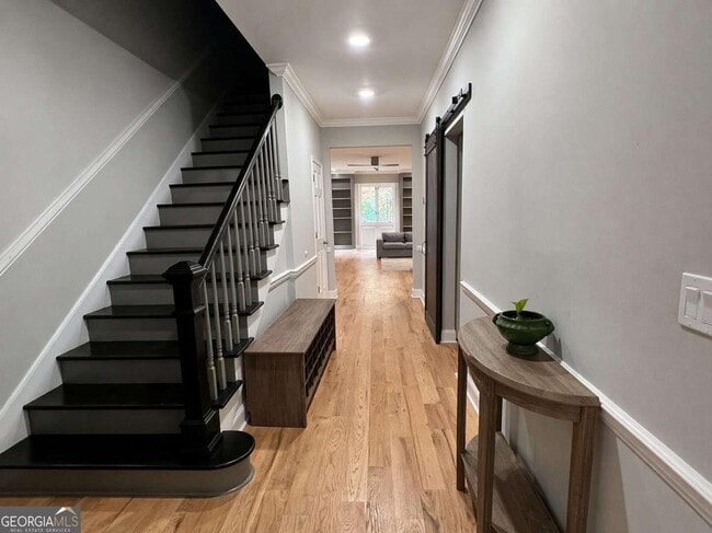 Foto del edificio - 37 Willow Glen NE