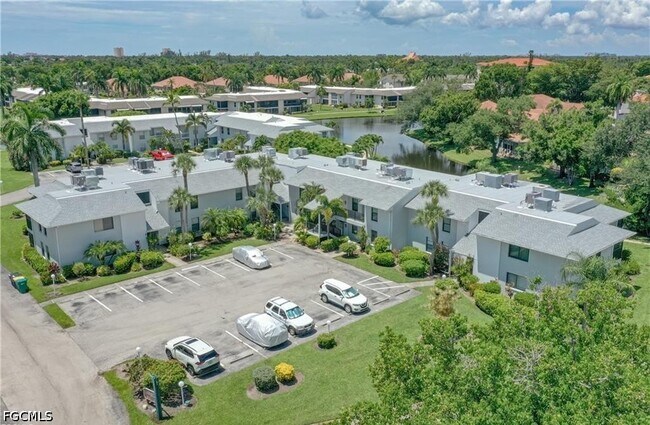 Building Photo - 7105 Quail Run Ct W