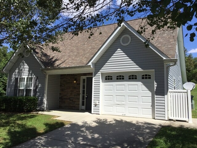 Primary Photo - 5855 Regent Village Drive