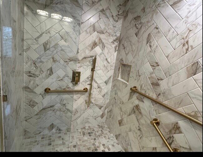 Foto del edificio - 4141 Rolling Meadow Ln