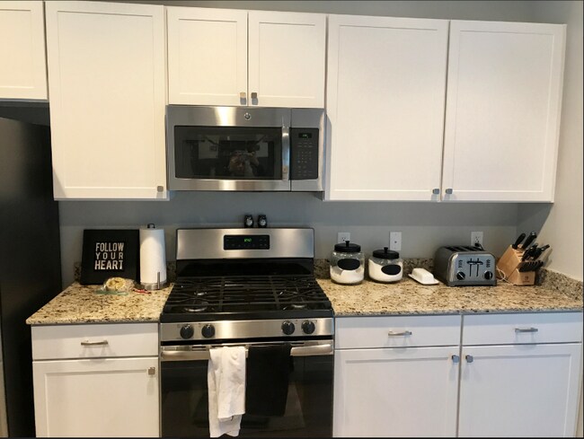 Building Photo - 14716 Rising Star Way