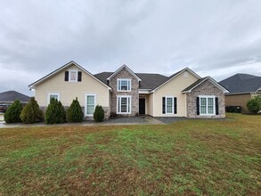 Building Photo - 3927 Crusader Ct