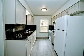 Foto del edificio - 2206 Statler Dr