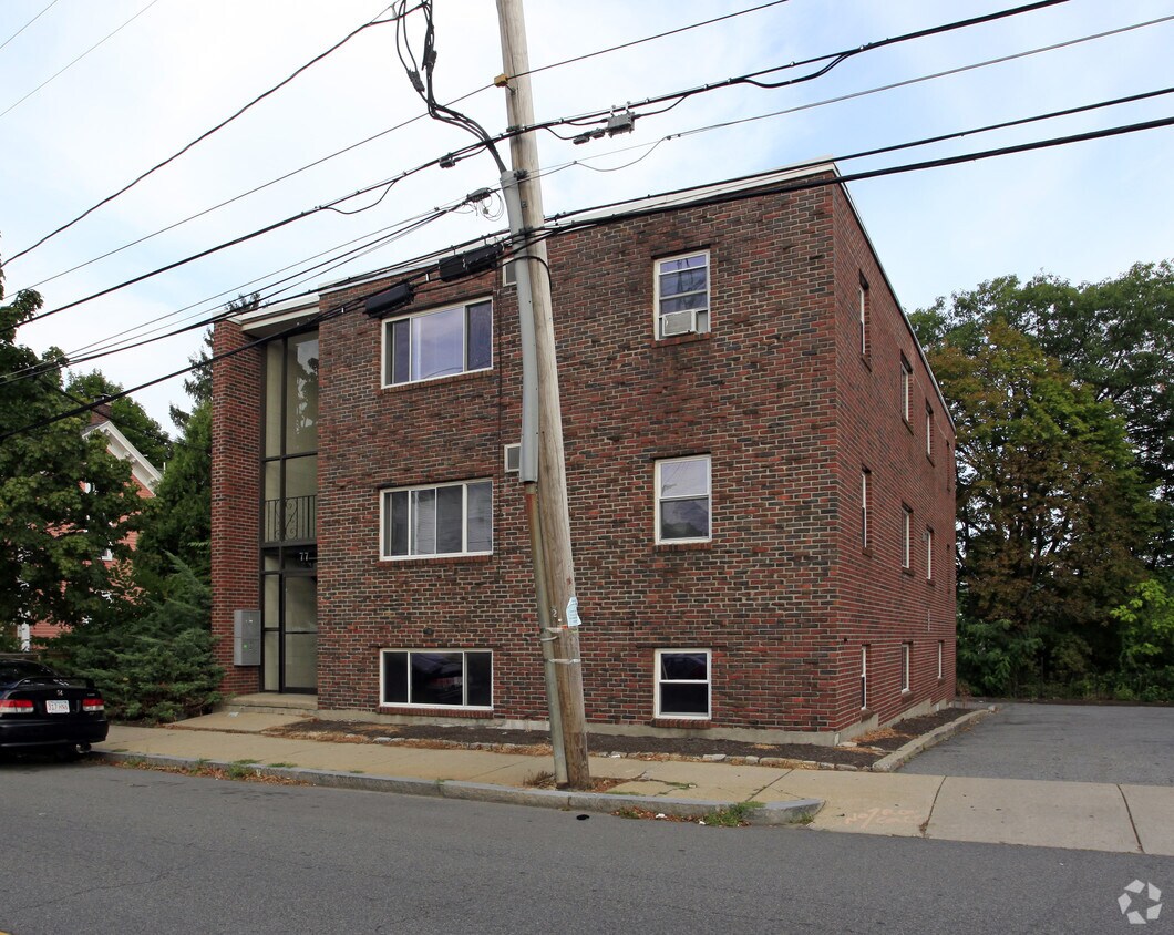 Primary Photo - 77 Crescent St