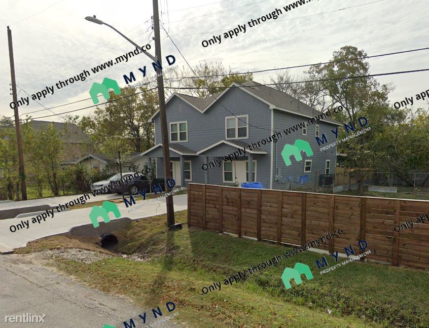 Foto del edificio - 3 br, 2 bath House - 4510 Mayflower St Unit A