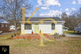 Building Photo - 1207 Jackson St