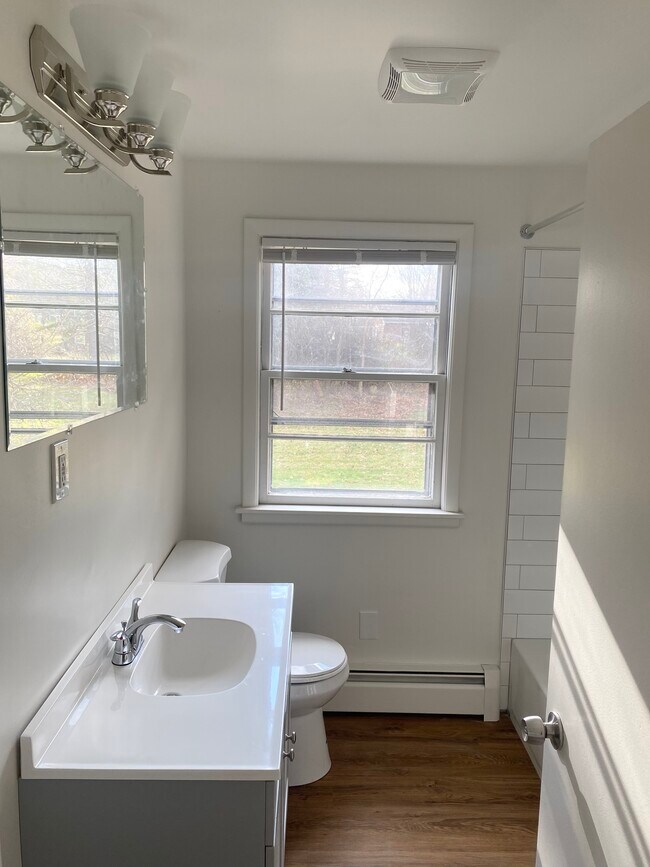 1st Floor Full BA - 326 Greely Rd