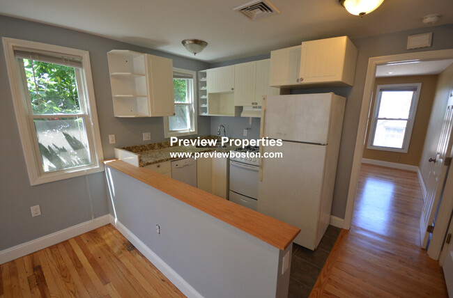 Building Photo - 12 Cheever Ct
