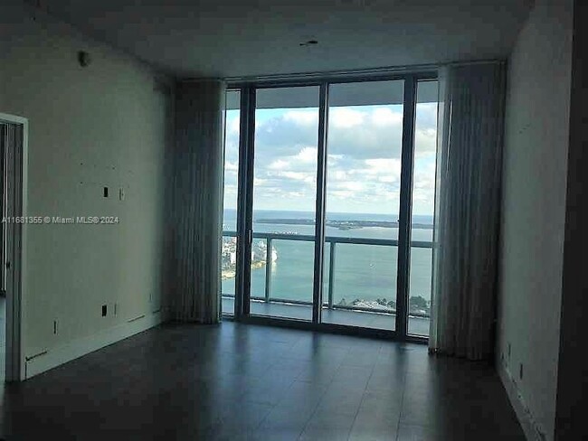 Building Photo - 888 Biscayne Blvd