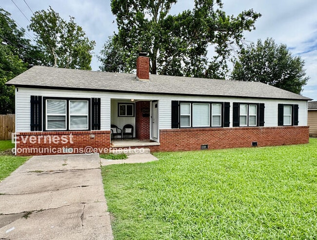 Building Photo - 2541 S Pittsburg Ave