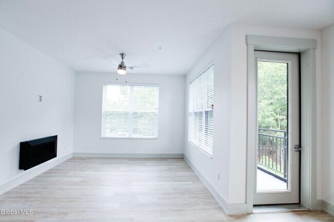 Foto del edificio - 25 Whistler Ct