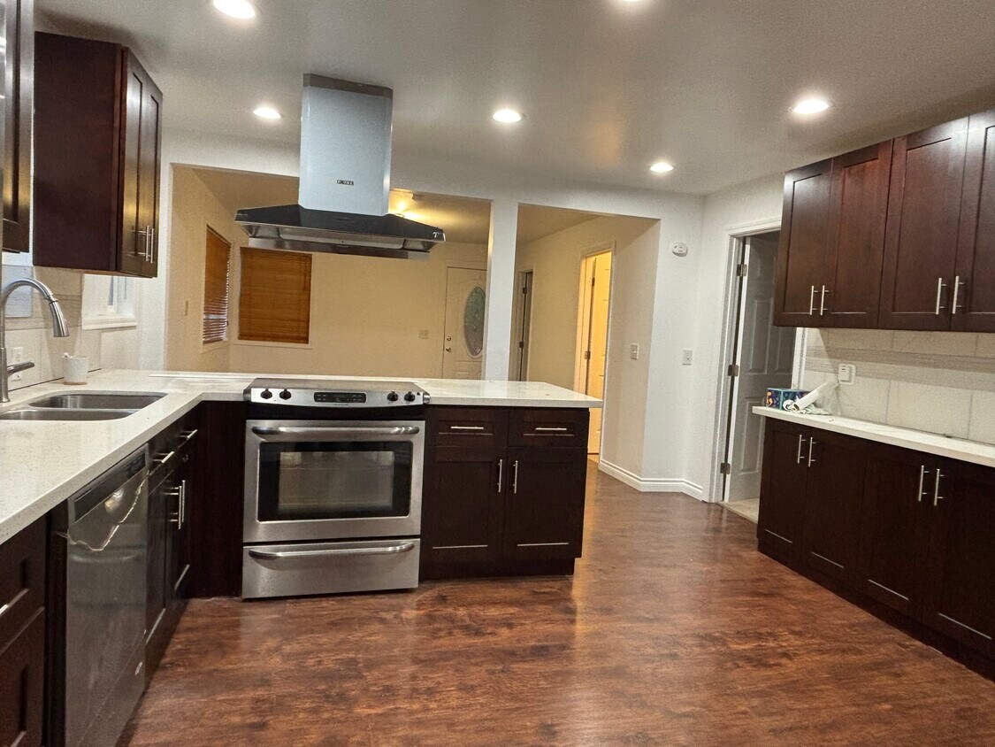 Foto principal - 18231 SE 128th St
