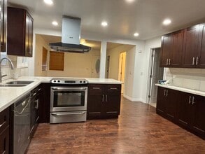 Building Photo - 18231 SE 128th St