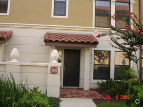 Building Photo - 3613 Messina Dr