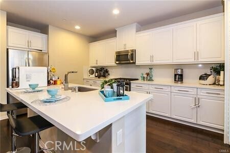 Foto del edificio - 1041 Mandarin Pl