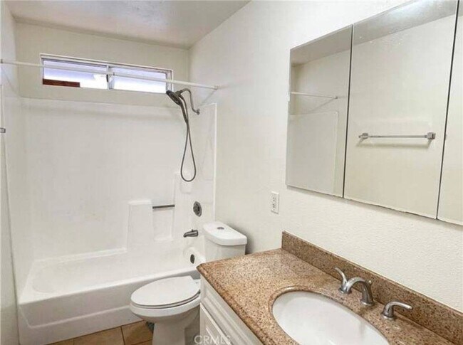 Foto del edificio - Cute and cozy 2 bedroom 1 bath