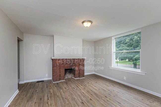 Building Photo - 4604 Glenshade Ave