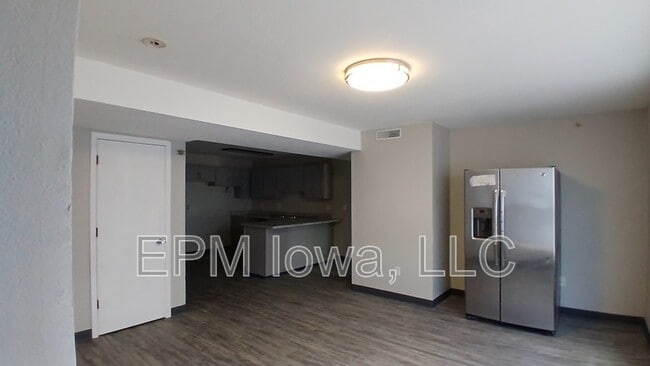 Foto del edificio - 60 Miller Ave SW
