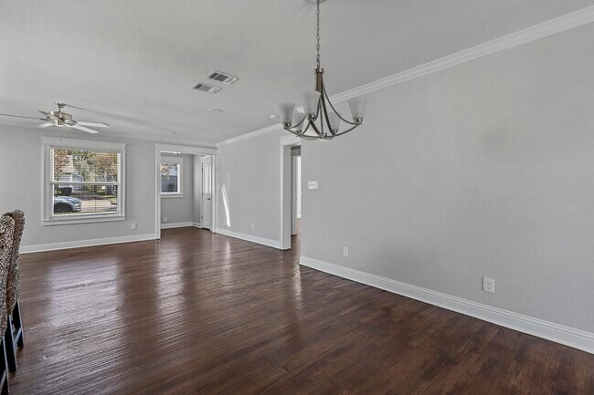 Building Photo - 3616 Stadium Dr