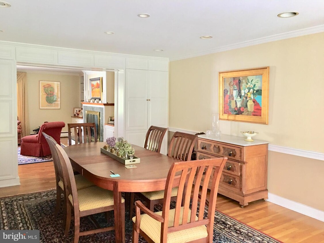 Foto principal - 728 Dodds Ln