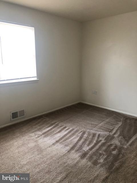 Foto del edificio - 1599 N East St