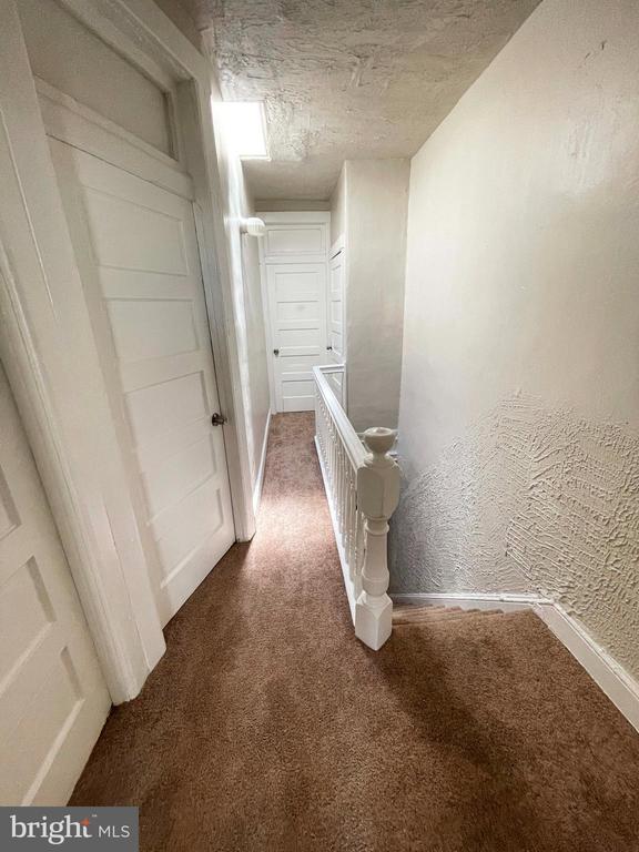 Foto del edificio - 1736 Darley Ave