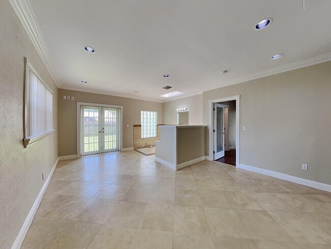 Foto del edificio - 8450 SW 27th Terrace