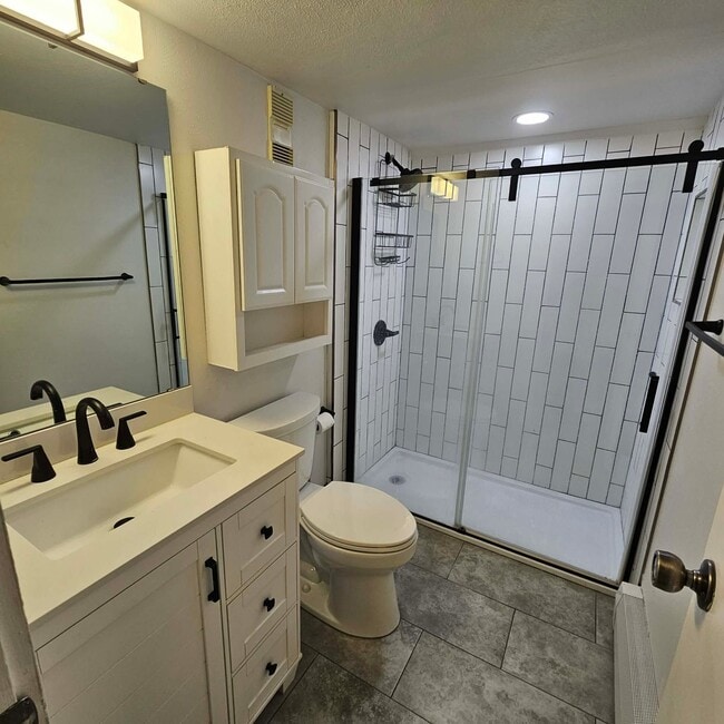 Building Photo - 2100 Lodgepole Cir