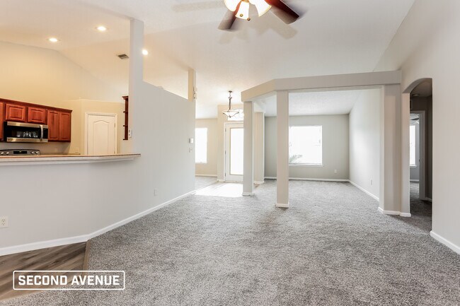 Foto del edificio - 6880 Kettle Creek Dr