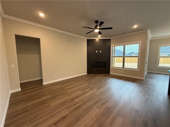 Foto del edificio - 1900 Farmer St