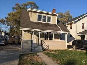 Building Photo - 1414 E Blake Ave