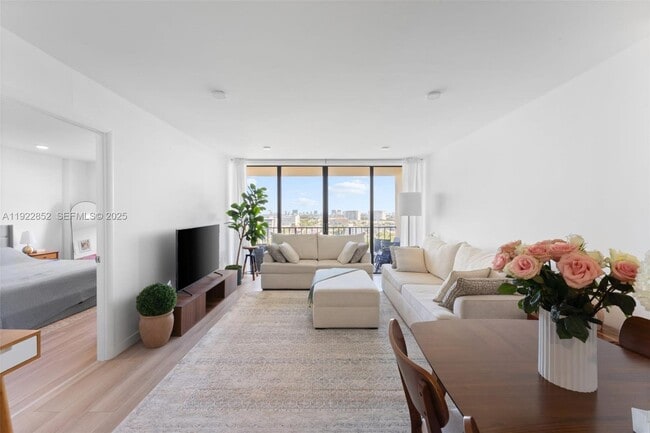 Foto del edificio - 1470 NE 123rd St