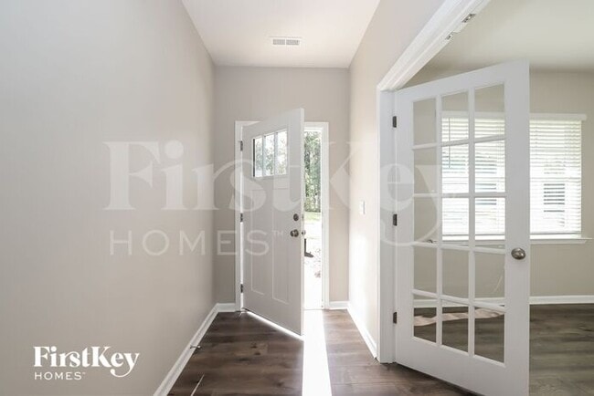 Building Photo - 341 Willowbrooke Way