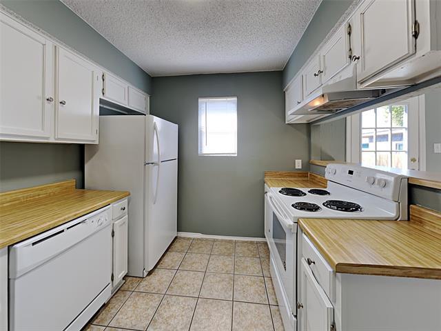 Building Photo - 10145 Lone Eagle Dr