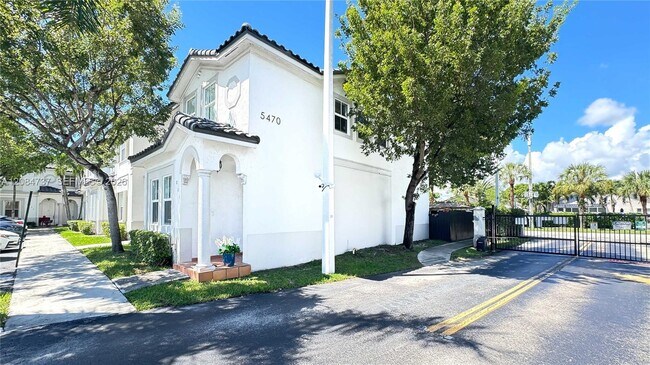 Building Photo - 5470 NW 107th Ave