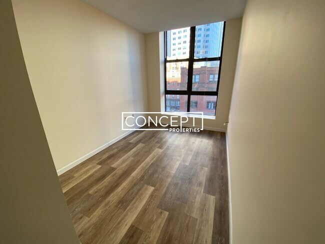 Foto del edificio - 81 Essex St